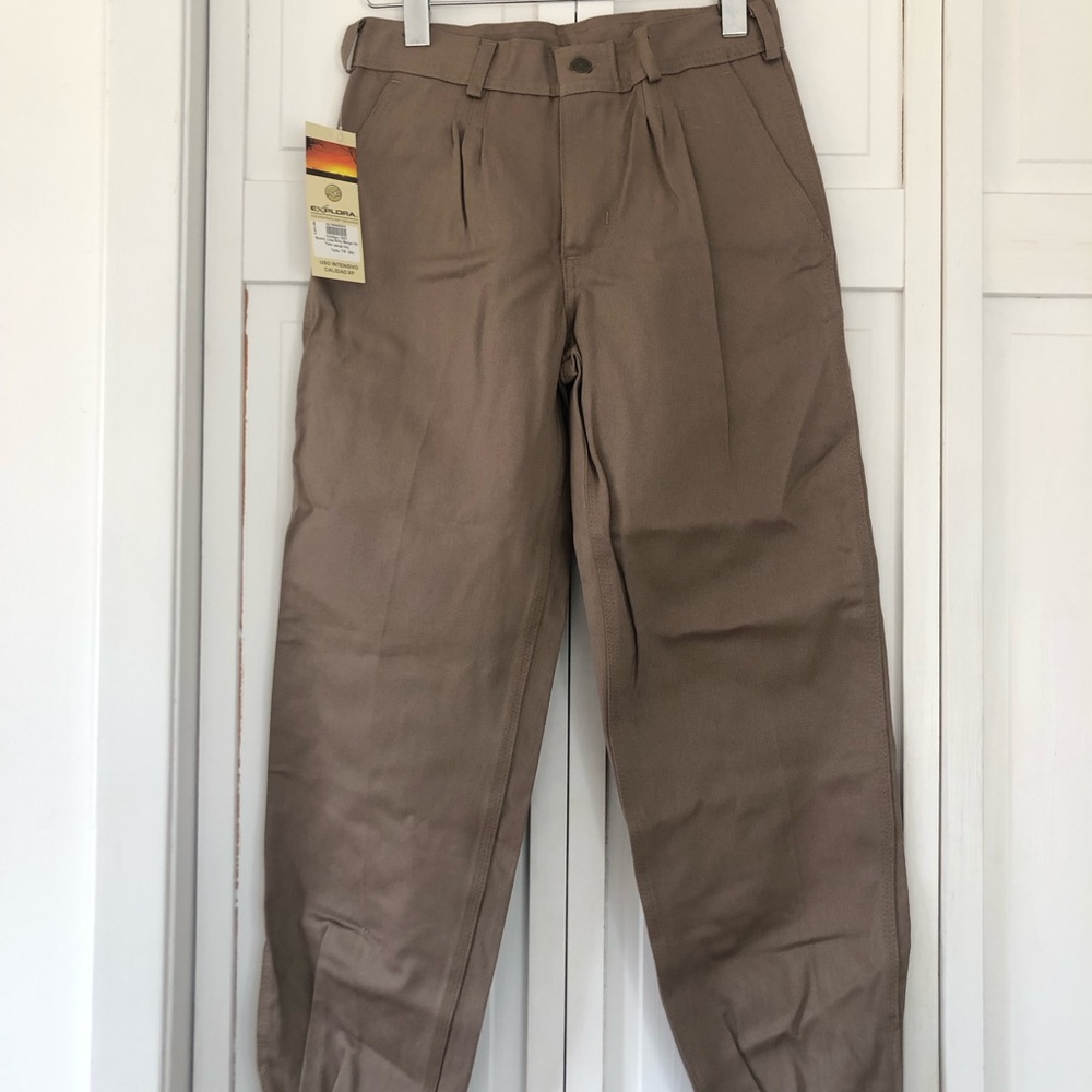 Argentinian “bombacha de gaucho” boys pants. Size 14